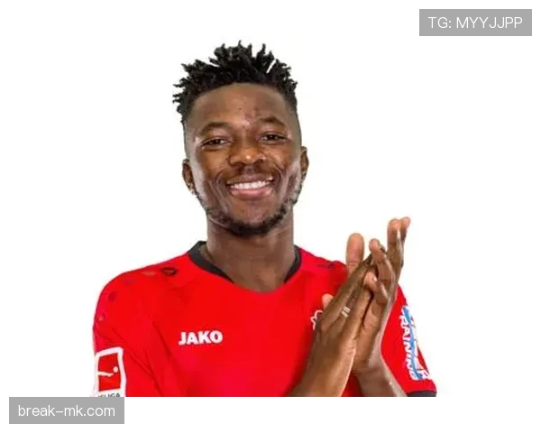 塔普索巴带队，布基纳法索队长助力球队焕发新活力