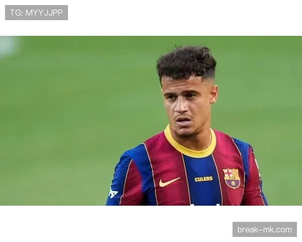 杰拉德·皮克穿得比导演还讲究，球场外到底藏了几个身份？